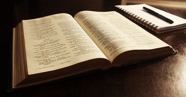 Seven Leadership Lessons from Deborah and Barak-open Bible and notebook
